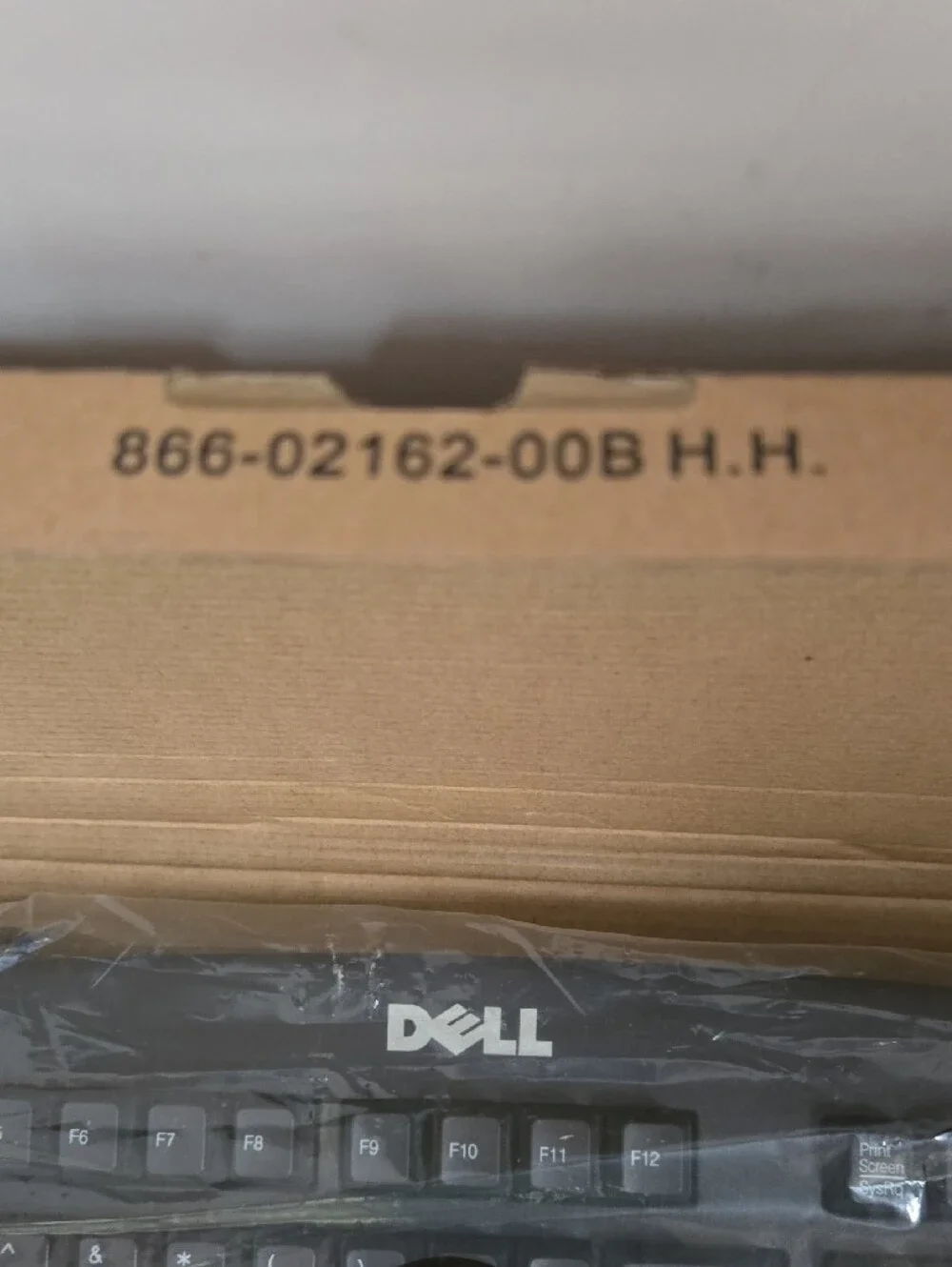Dell RT7020 Black Wired Full-Size USB Keyboard with Numeric Keypad New In Box